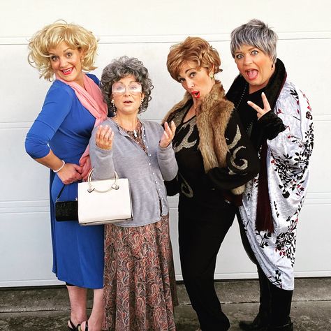 Grandma Halloween Costume For Women, Golden Girls Halloween Costume, Golden Girls Outfits, Granny Outfit, Grandma Halloween Costume, Dorothy Golden Girls, Otley Run, Golden Girls Costumes, Granny Costume