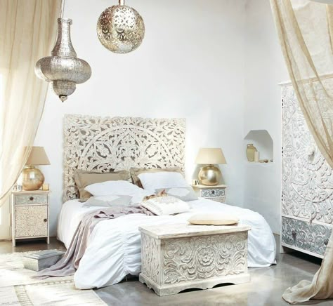 Before & After: Moroccan Inspired Bedrooms and Living Room - Decorilla Moroccan Inspired Bedroom, Moroccan Style Interior, Moroccan Bedroom, Online Interior Design, Moroccan Decor, Chic Bedroom, Affordable Furniture, Bedroom Sets, Home Decor Bedroom