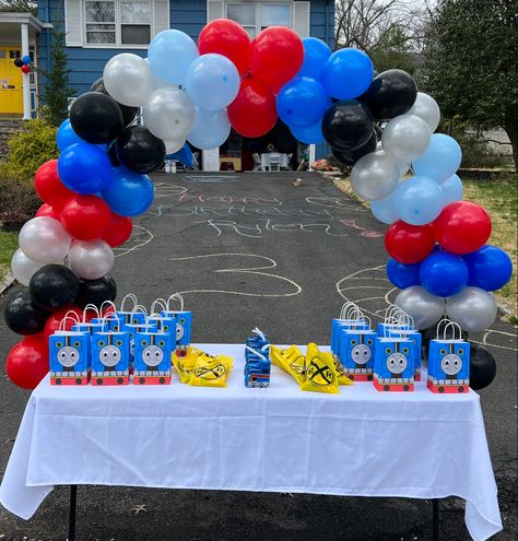 Thomas The Train Balloon Garland, Train Balloon Garland, Train Balloon Arch, Thomas Party, Thomas The Train Birthday Party, Thomas The Train Party, Thomas Birthday, Trains Birthday Party, Train Party