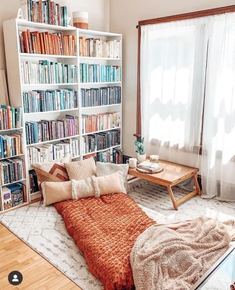 Bookshelves For Small Spaces Bedroom, Small Reading Room Ideas, Meditation Nook, Bookshelves For Small Spaces, Living Room Nook, Bedroom Nook, Narrow Rooms, Cozy Reading Corners, Home Library Design