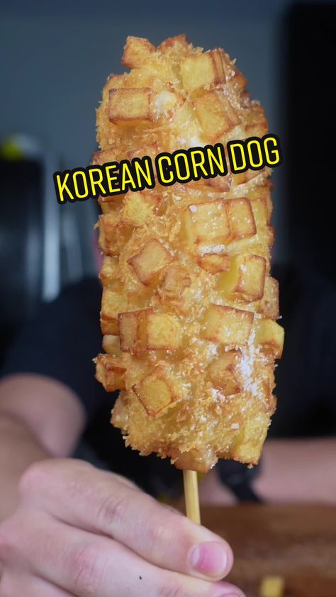 Korean Corn Dog, Korean Corn, Fun Foods To Make, Corndog Recipe, Corn Dog, Hot Dog Recipes, Yummy Comfort Food, Delicious Snacks Recipes, Corn Dogs