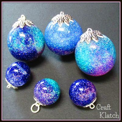 Dough Crafts, Resin Sphere, Clay Dough, Glitter Jewelry, Kawaii Things, Resin Jewelry Diy, Resin Jewellery, Jewelry Resin, Chain Maille