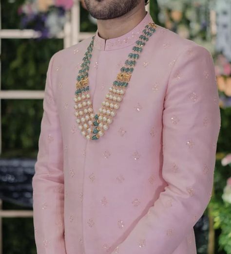 Wedding Jewellery For Groom, Groom Necklace Indian, Pearl Beads Jewellery, Gents Jewellery, Groom Wedding Jewellery, Groom Jewellery, Indian Fancy Dress, Kids Gold Jewelry, Wedding Outfits For Groom