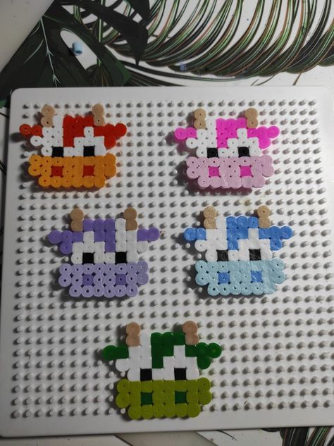 Cow Perler Beads, Pyssla Ideas Aesthetic, Hama Beads Aesthetic, Pisla Ideas, Pyssla Ideas, Ironing Beads, Pixel Quilting, Melt Beads Patterns, Easy Perler Bead Patterns