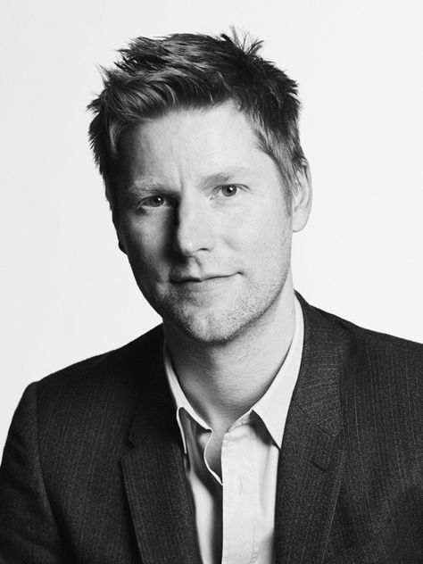 Christopher Bailey Christopher Bailey Burberry, Christopher Bailey, American Fashion Designers, Mary Katrantzou, Donatella Versace, National Portrait Gallery, Famous Fashion, American Fashion, Inspirational Celebrities