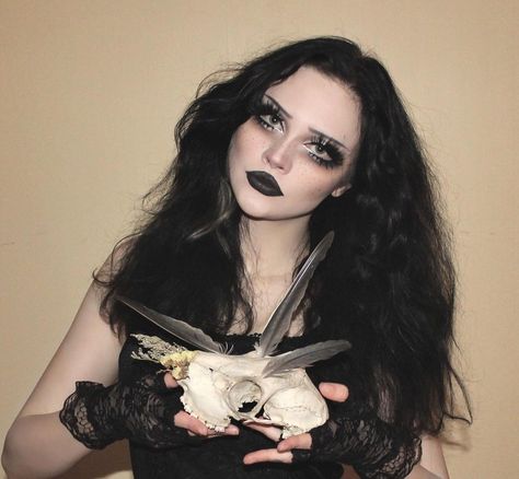 Dark Goth Makeup, Goth Doll Makeup, Goth Fairy Makeup, Hot Goth Makeup, Dead Girl Makeup, Everyday Goth Makeup, 90s Goth Makeup, Trad Goth Makeup, Alt Makeup