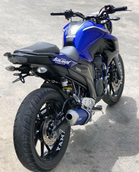 Fz 250 Modified, Dosti Text Png, Yamaha 250, Moto Yamaha, Formal Dresses For Men, Yamaha Fz, Bike Photo, Sepeda Motor, Motorcycle Design