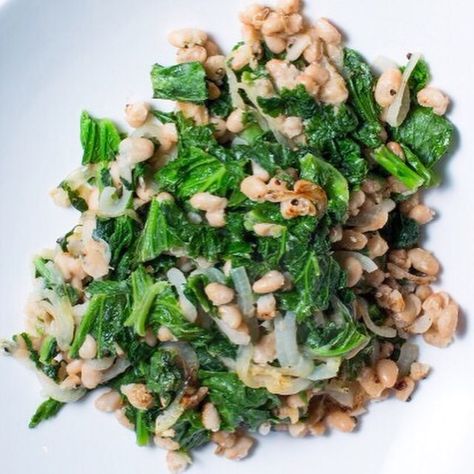 CANNELLINI BEANS AND MUSTARD GREENS — SAM THE COOKING GUY Canalini Beans, Mustard Greens Recipe, Plant Based Recipes Dinner, Mustard Greens, Cannellini Beans, Greens Recipe, White Beans, Plant Based Recipes, Late Night