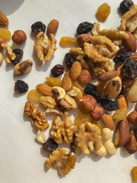 Walnut Aesthetic Nut, Nuts Aesthetic Food, Dry Fruits Aesthetic, Nut Aesthetic, Mya Aesthetic, Nuts Aesthetic, Aesthetic Cereal, Healthy Food To Eat, Food Polls