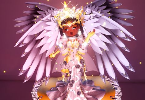 Angel Royale High Outfit, Goddess Royale High Outfits, Royal High Light Fairy, Mythological Creatures Royale High Outfits, Royale High Dripping In Gold, Dripping In Gold Outfit Royal High, Royale High Goddess Outfits, Angel Royale High, Light Fairy Royale High