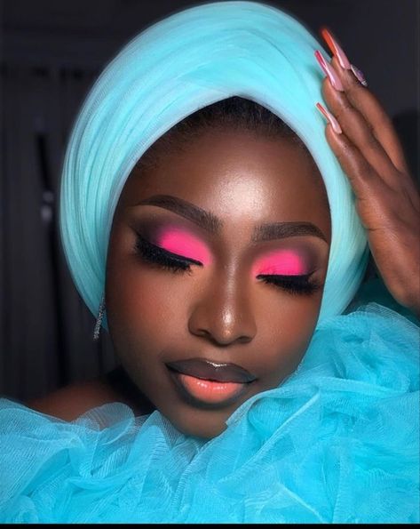 Uk Outfits, Barber Tips, Flawless Face Makeup, Maquillage Yeux Cut Crease, Brown Girls Makeup, Bold Makeup Looks, Makeup For Black Skin, Eye Makeup Techniques, Brown Skin Makeup