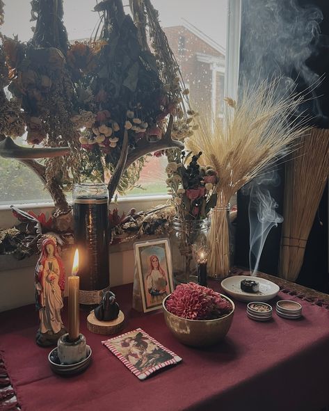 I’m giving away my altar top!🕯️ In addition to a few of my favorite handmade items, including your choice of folk Mary statuette (the Lady pictured is a current favorite—sage with a pomegranate coat), cloth prayer card kit, Mary Magdalene ritual balm, and loose incense blend, you’ll also receive an altar cloth, heat-proof dish and supply of charcoal, small collection of traditional cards, (dried) flower arrangements, black 7-day candle, bunch of charm candles, gold offering dish, flower agat... Folk Witchcraft, Folk Witch, Learn About Me, Loose Incense, Magic Knot, Witchcraft Altar, Folk Magic, Witches Altar, Mary Magdalene