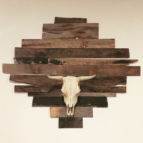 Cow Skull Mount Ideas, Long Horn Pictures, Longhorn Skull Decor Living Room, Bull Skull Wall Decor, Cow Skull Decor Living Room, Longhorn Skull Decor, Skull Mount Ideas, Longhorn Skull Art, Elk Mount