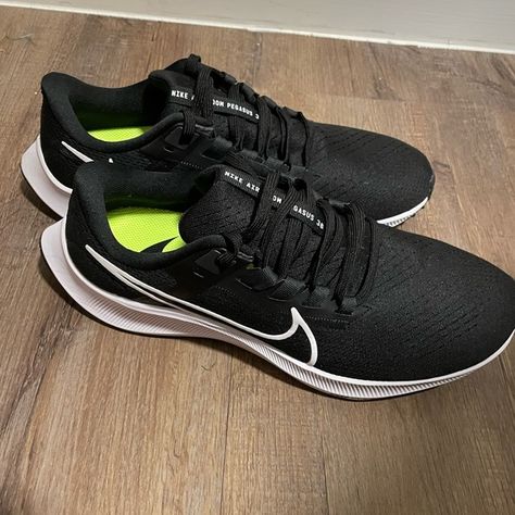 Nike Pegasus 39 Women's Road Running Shoes: Air zoom. Size 10/ Never worn Nike Pegasus 39, Nike Pegasus, Shoes Air, Road Running, Air Zoom, Nike Shoes, Running Shoes, Size 10, Running