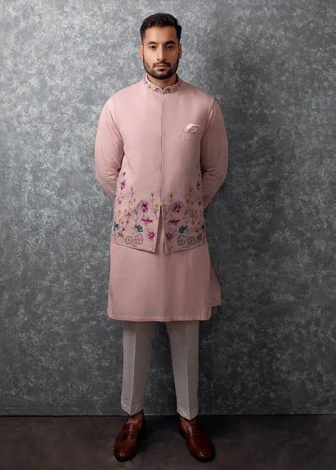 Vibrant Haldi Ceremony Outfits 2024: Top 18 Men's Fashion Picks for a Traditional Twist Haldi Ceremony Outfit For Men, Menswear Indian, Wedding Matching Outfits, Ceremony Outfit, Haldi Ceremony Outfit, Indian Wedding Clothes For Men, Nehru Jacket For Men, Outfit Indian, Groom Dress Men