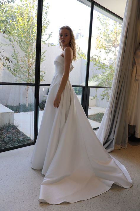 Marina Hardwick Wedding Dress, Mariana Hardwick, Bridal Atelier, Couture Wedding Dresses, Boutique Ideas, Couture Wedding, Luxury Bridal, Bridal Couture, Melbourne Australia