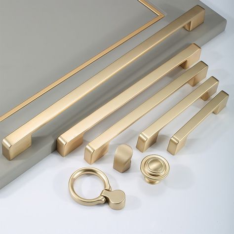 7.56 8.8 12.6 Extra Long Gold Modern Cabinet - Etsy Sweden Brushed Gold Kitchen Hardware, Gold Kitchen Hardware, Gold Cabinet Hardware, Gold Drawer Knobs, Gold Cabinet Pulls, Gold Cabinet Handles, Closet Door Handles, Door Handles Modern, Gold Drawer Pulls