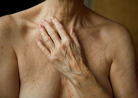 Hands On Chest From The Series 'Growing Old' By Marna Clarke Older Woman Portrait, Human Body Photography, Magazine Pictures, Body Photography, Portrait Photography Women, Photo Competition, History Of Photography, Powerful Images, Photography Contests