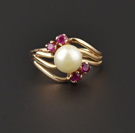 Stylish Gold Earrings, Antique Jewellery Online, Delicate Jewellery, Vintage Jewelry Antique, Modern Gold Jewelry, Pearl Necklace Designs, Gold Jewelry Stores, Mexican Jewelry, Gold Rings Fashion