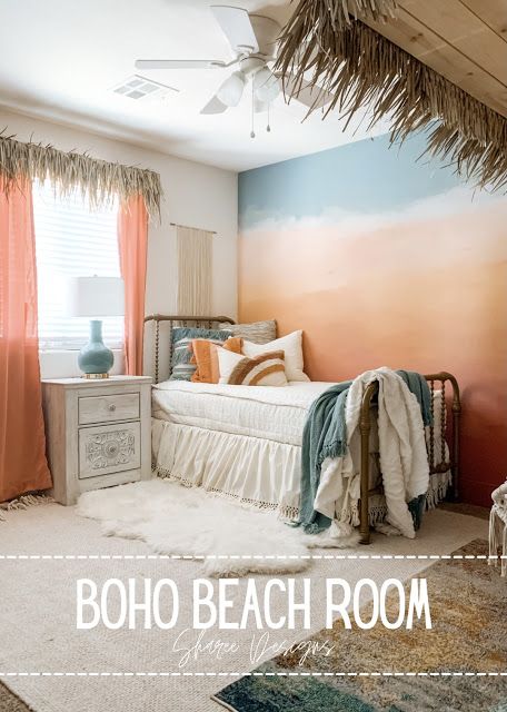 Girls Ocean Bedroom, Beach Bedroom Girls, Girls Beach Theme Bedroom, Boho Beach Room, Kids Beach Room, Surfer Girl Room, Surfer Girl Bedroom, Surf Bedroom, Surfer Room