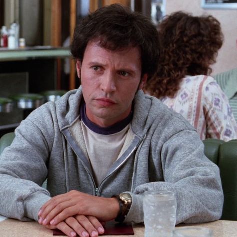 Billy crystal when harry met sally #billycrystal Billy Crystal When Harry Met Sally, Harry Burns, Billy Crystal, When Harry Met Sally, Mike Wazowski, 2024 Style, Robins, American Actors, Style Guide