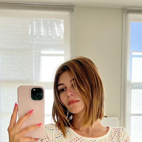 olivia jade on Instagram: "a very good morning 💇🏽‍♀️ @leejrjensen" Jade Olivia Gordon, Olivia Jade Street Style 2023, Jade Olivia, Olivia Jade Short Hair, Olivia Jade Hair, Olivia Jade, Hair Color And Cut, Hair Inspo, Jade