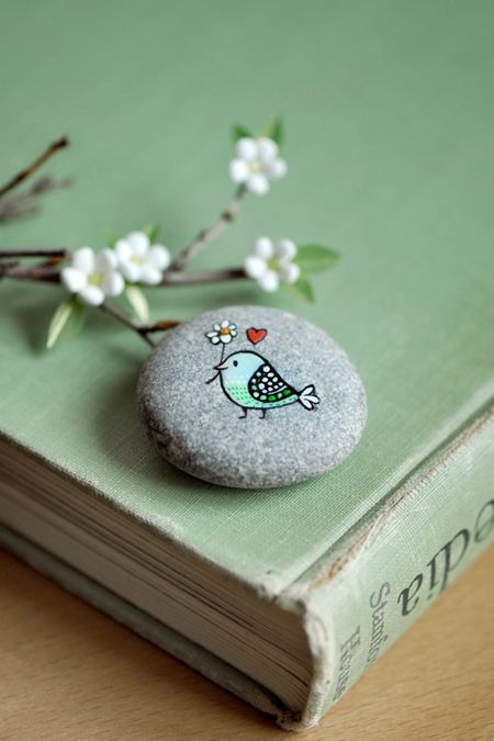 Painting Rocks Is Fun- 2019 - Ducks 'n a Row Caillou Roche, Art Pierre, Rock And Pebbles, House On The Rock, Paint Rock, Rock Painting Designs, Stone Crafts, Rock Painting Art, Pebble Painting