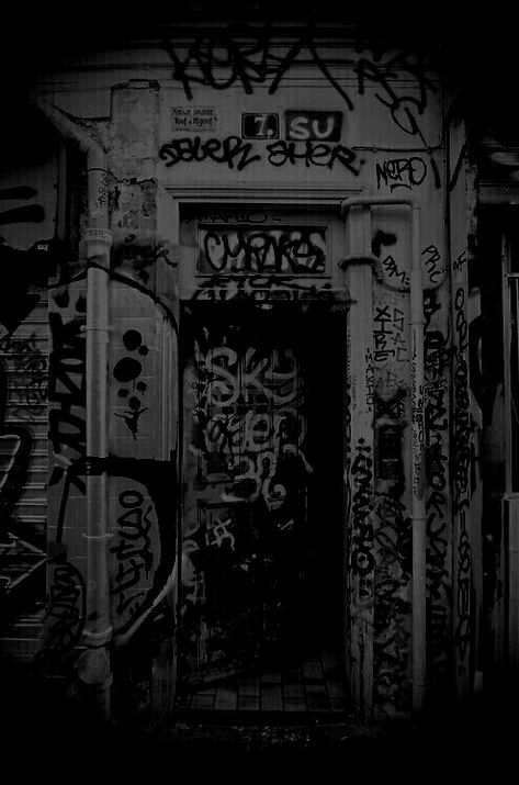 Black Graffiti Aesthetic, Dark Asethic, Making Wallpaper, Graffiti Aesthetic, Street Wallpaper, Urban Grunge, Will Wood, Lionel Messi Wallpapers, Graffiti Photography