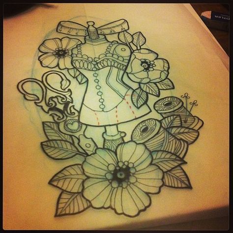 Dress Form Tomorrow Tattoo, Cheyenne Tattoo, Sewing Tattoo, Sewing Tattoos, Tattoo Logo, Floral Thigh Tattoos, Tattoos For Lovers, Tattoo Project, Desenho Tattoo