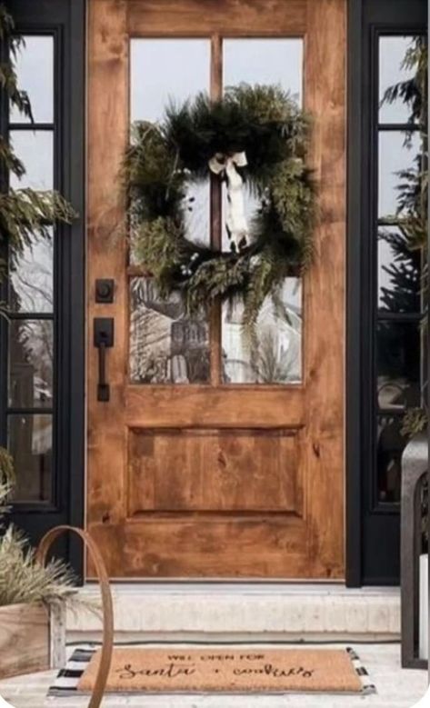 Mountain Lodge Front Door, Boho Farmhouse Front Porch Decor, Organic Modern Front Door, Moody Front Porch, Mountain Entryway, Western Front Door, Fall Front Door Decor Entrance, Log Cabin Front Door, Farmhouse Exterior Door