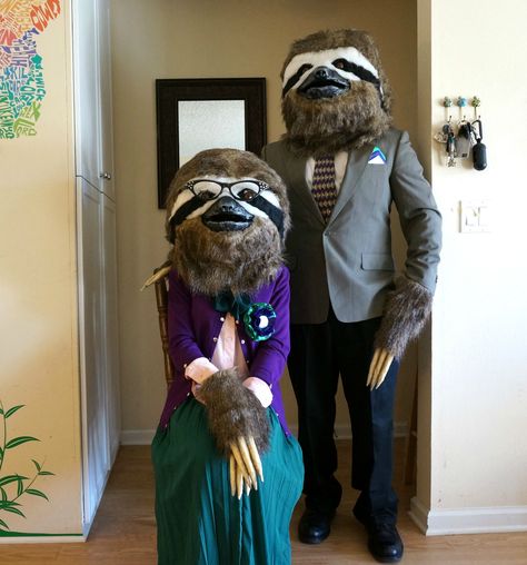 Archibald and Barbara Sloth - Epic Sloth Costumes Sloth Costume Diy, Sloth Halloween Costume, Sloth Costume, Funny Couple Costumes, Funny Couple Halloween Costumes, Clever Halloween, Clever Halloween Costumes, Homemade Costume, Unique Halloween Costumes