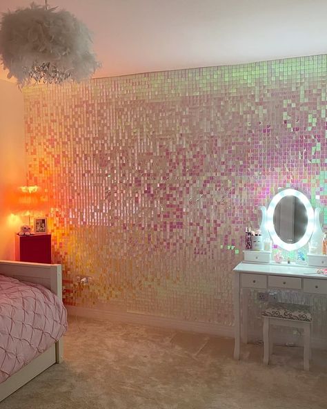 Sequins Wall, Glitter Wallpaper Bedroom, Sequin Wallpaper, Sparkly Walls, Glitter Bedroom, Dance Studio Decor, Sequin Curtains, Luxury Bedroom Sets, Sequin Wall