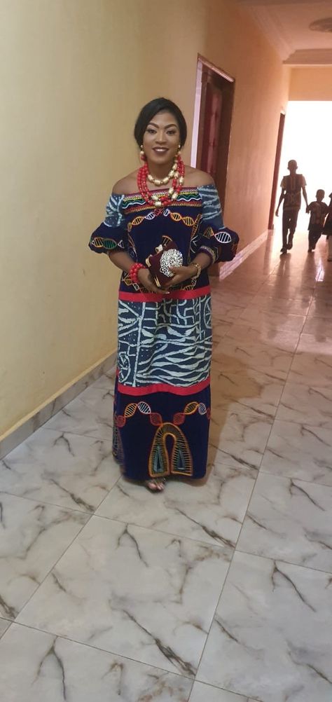 Bamenda Traditional Dress, Cameroonian Traditional Dresses, Toghu Cameroon, Cameroon Clothing, African Traditional Wear, Traditional Gowns, African Fabric Dress, Ankara Gown, Ankara Gown Styles