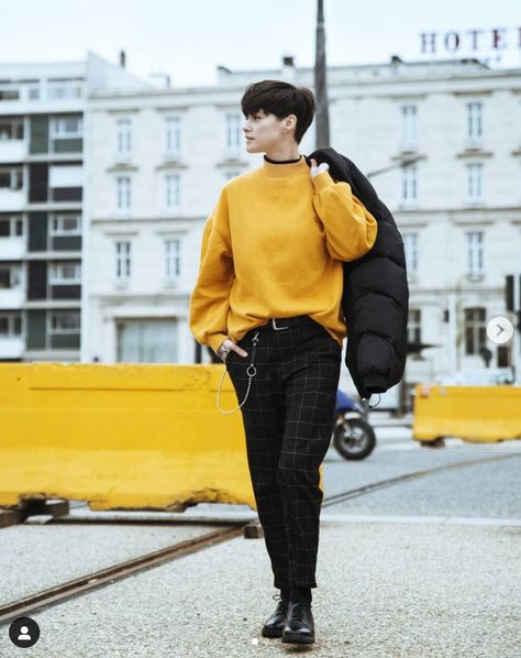 Androgynous Fashion Male, Butch Outfits, Butch Lesbian Fashion, Non Binary Outfits, Non Binary Fashion, Genderqueer Fashion, Queer Style, Fluid Fashion, Lesbian Outfits