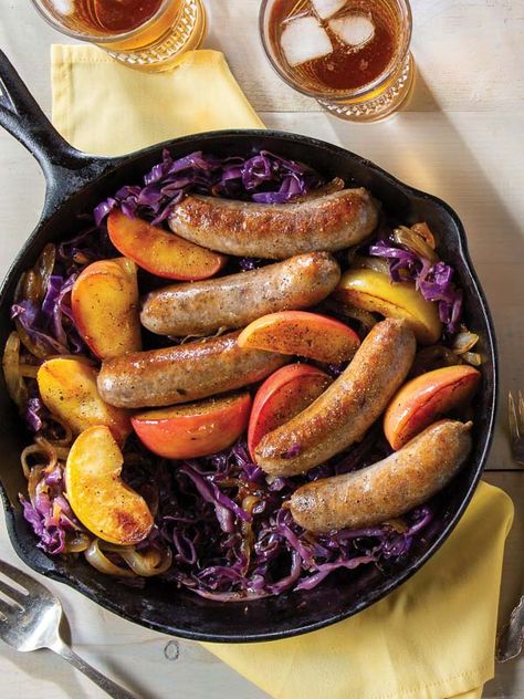 Sausage with Red Cabbage and Apples Red Cabbage And Apples, Cabbage And Apples, Simple Supper, Bratwurst Recipes, Bratwurst Sausage, Braised Red Cabbage, Cabbage And Sausage, Apple Sausage, Stove Top Recipes