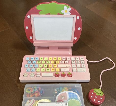 Mother Garden Strawberry, Garden Strawberry, Mother Garden, Hello Kitty Toys, Kawaii Toys, Kawaii Core, Pc Keyboard, Keyboard Mouse, Hello Kitty Items