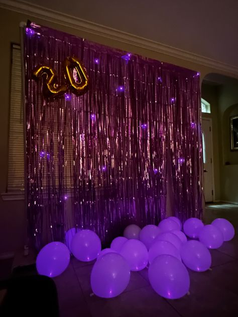 #pinkbday #pink #partyinspo #party #pinkparty #lights Pink Led Lights, Pink Parties, Led Lights, Led, Birthday, Pink