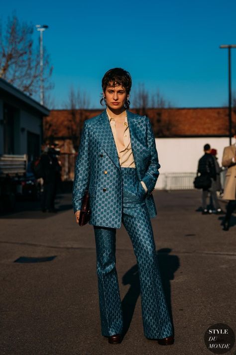 Milan Fall 2020 Street Style: Christine and the Queens Queer Suit, Queer Prom, Masc Girls, Vibe Board, Suit Inspiration, Christine And The Queens, 2020 Street Style, Tomboy Femme, Wide Legged Pants