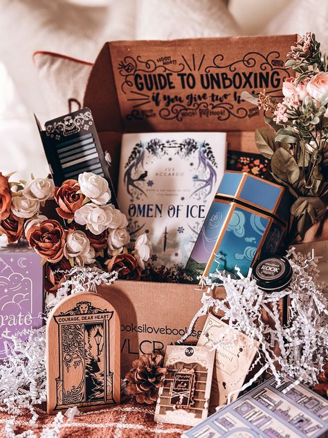 Monthly Book Subscription Boxes, Subscription Boxes Design, Stationary Subscription Boxes, Book Box Ideas, Crate Challenge, Book Subscription Boxes, Ya Fiction Books, Owlcrate Boxes, Subscription Box Design