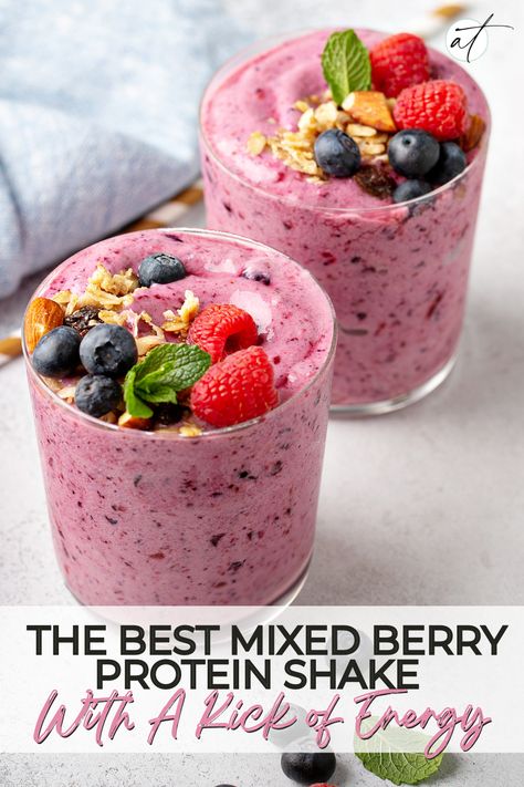 Berry Protein Shake, Muscle Milk Protein Shakes, Fruit Protein Shakes, Berry Protein Smoothie, Best Protein Shakes, Source Of Fiber, Strawberry Protein, Mixed Berry Smoothie, Easy Drink Recipes