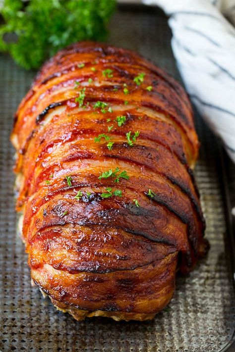 Bacon Covered Meatloaf, Venison Meatloaf, Smoked Meatloaf Recipe, Bacon Meatloaf, Bacon Wrapped Meatloaf, Smoked Meatloaf, Meatloaf Dinner, Good Meatloaf Recipe, Wrapped In Bacon