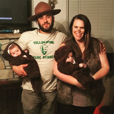 Family Halloween costume. Baby bears, mama bear, and park ranger. Park Ranger Family Costume, Bear Family Costume Ideas, Mama Bear Costume, Baby Bear Costume, Family Halloween Costume, Bear Picnic, Park Birthday, Baby Bears, Bear Halloween