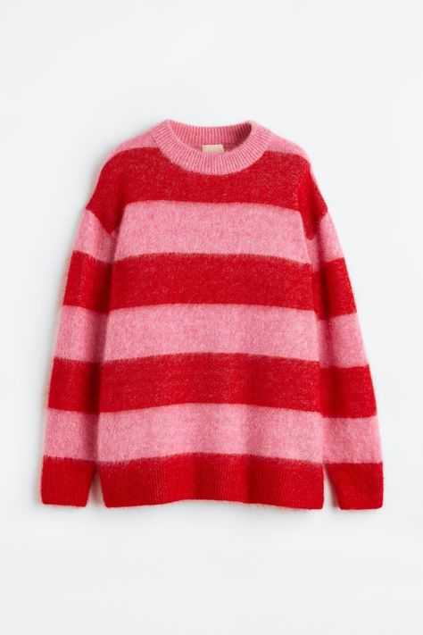 Pink Striped Sweater, Outfits Cold, Oversize Pullover, Pink Knit Sweater, Oversized Jumper, My Fashion Style, Inspo Outfit, Red Stripe, Striped Sweater