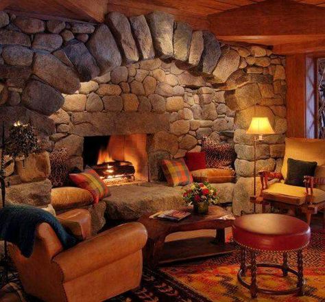 Cozy Rustic Italian Decor, Lake Placid Lodge, Design Camino, Rustic Italian, Cabin Living, Plant Guide, Log Cabin Homes, Home Fireplace, Ideas Vintage