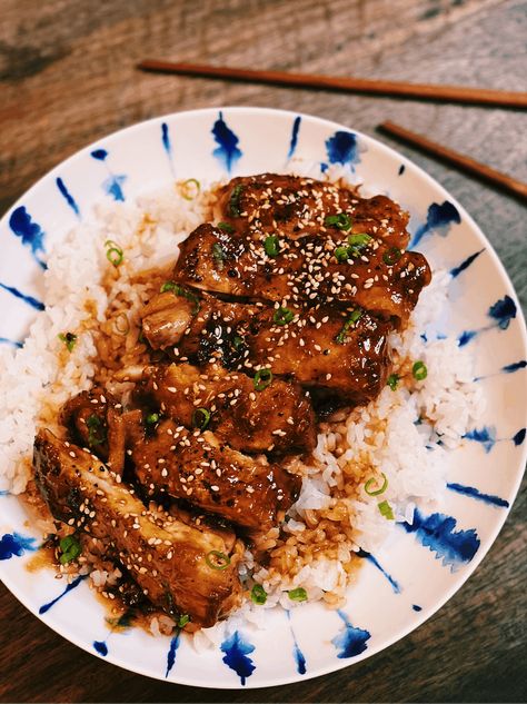 The BEST Chicken Teriyaki in 20 Minutes! - Tiffy Cooks Tiffy Cooks Chicken, Teriyaki Chicken Breast, Teriyaki Chicken Recipe, Pollo Teriyaki, Tiffy Cooks, Baked Teriyaki Chicken, Chicken Sauce Recipes, Easy Teriyaki Chicken, Chicken Shawarma Recipe