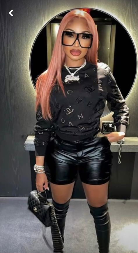 Leather Shorts Boots Outfit, Black Shorts Party Outfit, Leather Shorts Outfit With Boots, 70th Birthday Party Outfit Ideas, New Years Eve Outfits 40s, Hot Concert Outfits Night, Black Leather Shorts Outfit Black Women, Pamela James Martin Outfits, Super Bowl Outfits For Women 2023