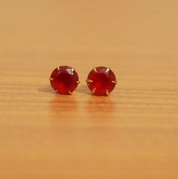 Red Cubic Zirconia Studs - Sanvi Jewels Pvt. Ltd. - 2982599 Red Costume, American Diamond, Bubble Wrap, Beautiful Earrings, Jewelry Pieces, Cubic Zirconia, Stud Earrings, Silver, Red