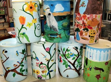 how to paint rain barrel Paint Rain, Painted Buckets, Painted Milk Cans, Yard Wall, Water Catchment, Rain Barrels, Barrel Decor, Auction Projects, Sewer System