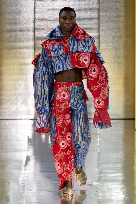 Fall 2023 Fashion, Fashion Design Classes, Pop Art Fashion, Patchwork Fashion, Diy Vetement, 2023 Collection, Future Fashion, 2023 Fashion, Runway Collection