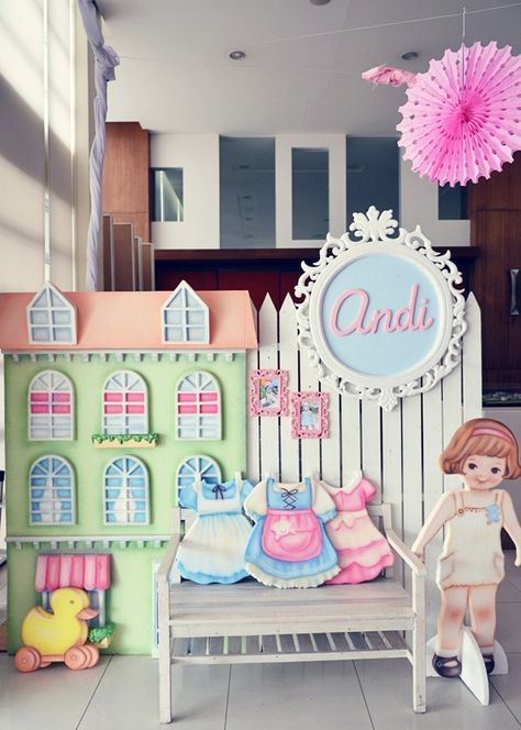 Doll House Party Theme, Dollhouse Birthday Party, Doll Party Theme, Baby Doll Birthday Party, Baby Doll Party, Diy Kids Birthday Party, Doll Birthday Party, Audrey 2, Dress Up Storage